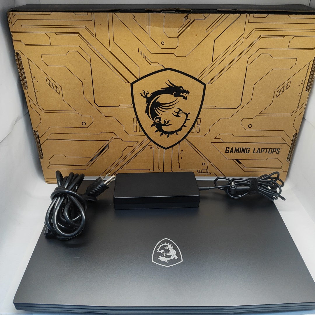 LAPTOP MSI THIN 15 B13VE-1847MX (2024) 512 GB SSD 16 GB RAM (SEMINUEVO)