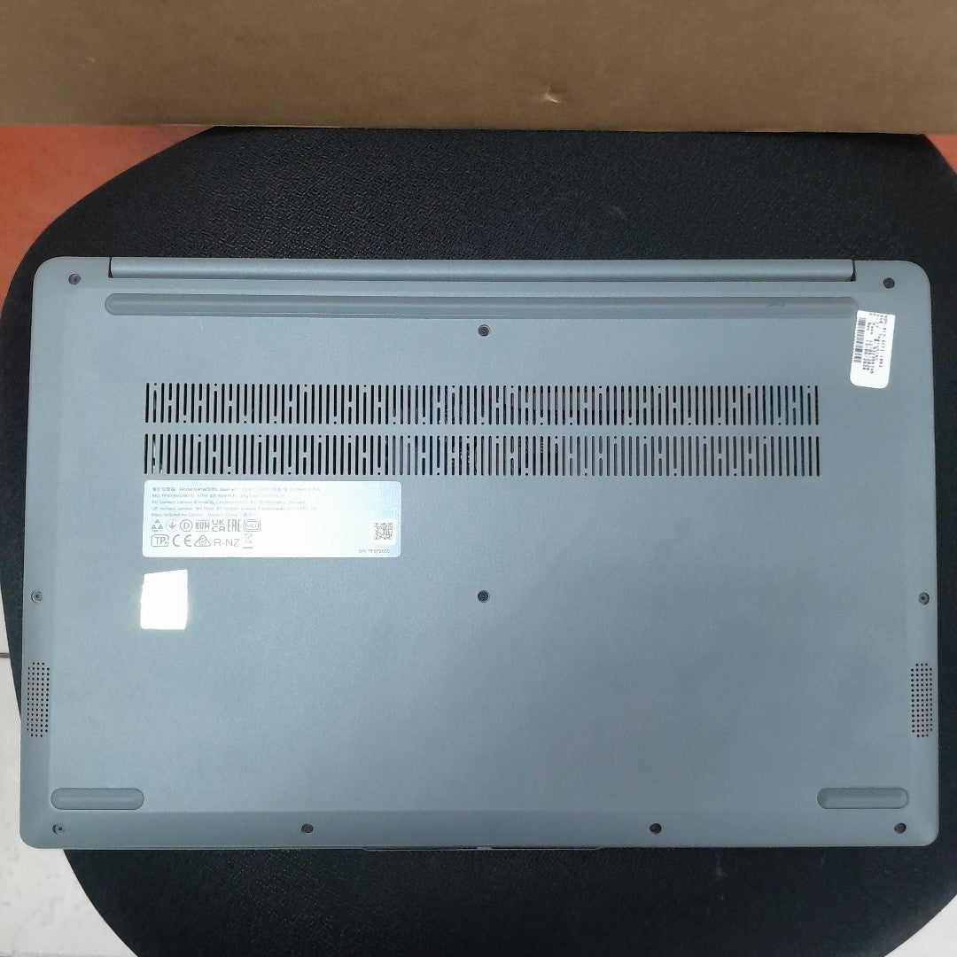 LAPTOP LENOVO IDEAPAD 1 15IJL7 (2025) 256 GB SSD 8 GB RAM (SEMINUEVO)