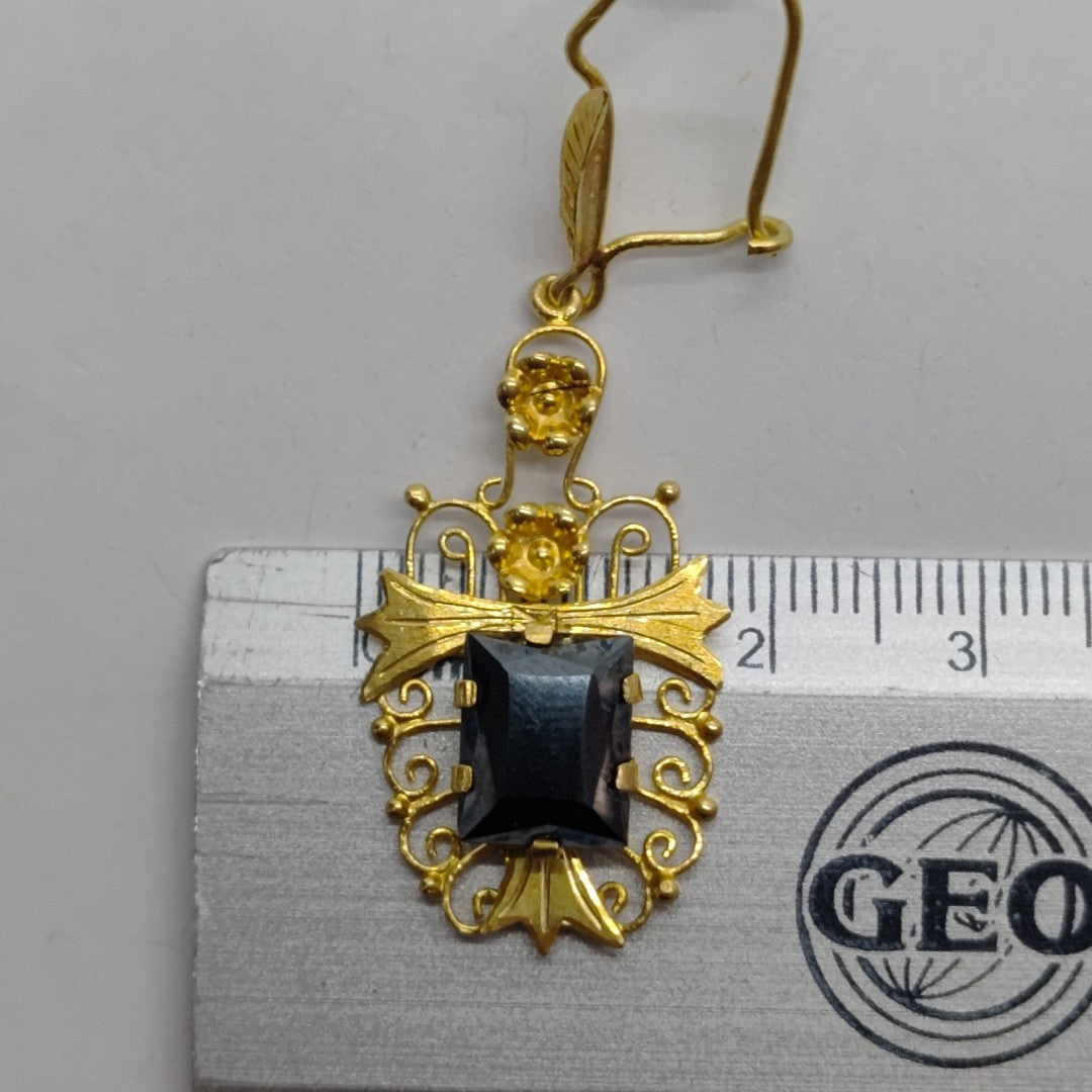 ARETES PAR ORO 18 K 5.4 GRMS (SEMINUEVO)