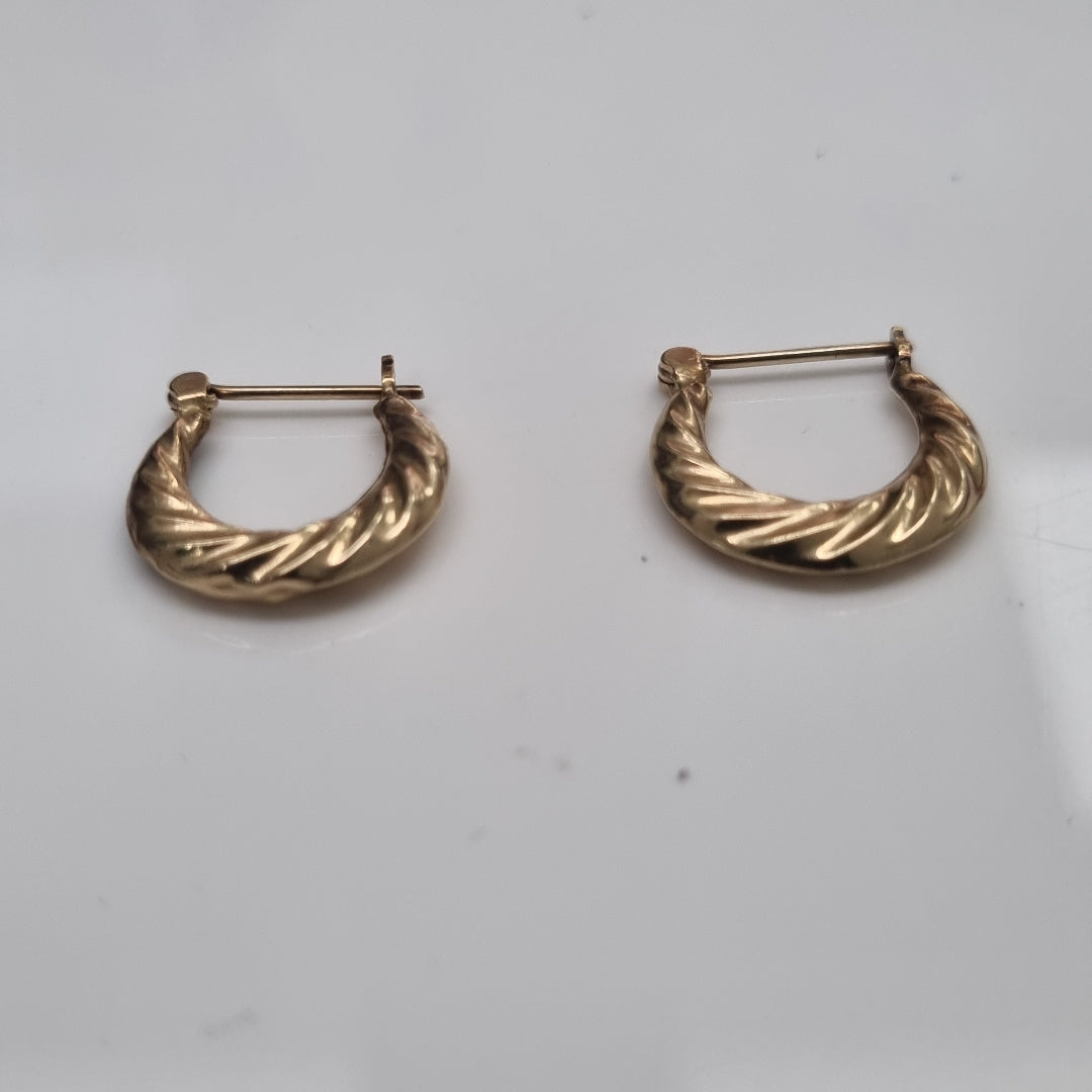 ARETES PAR ORO 14 K 1,20 GRMS (SEMINUEVO)