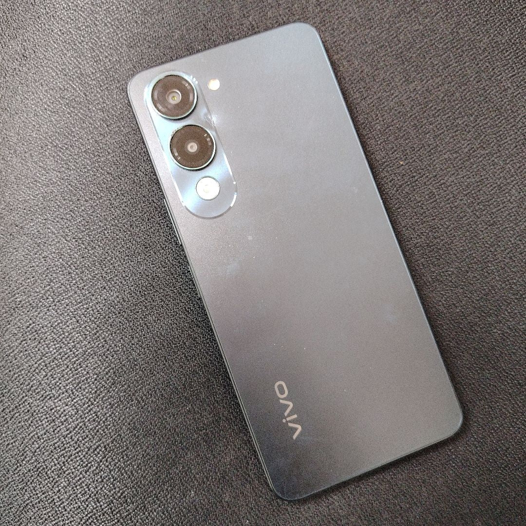 CELULAR VIVO Y04 V2430 (2025) 256 GB 4 GB RAM (SEMINUEVO)