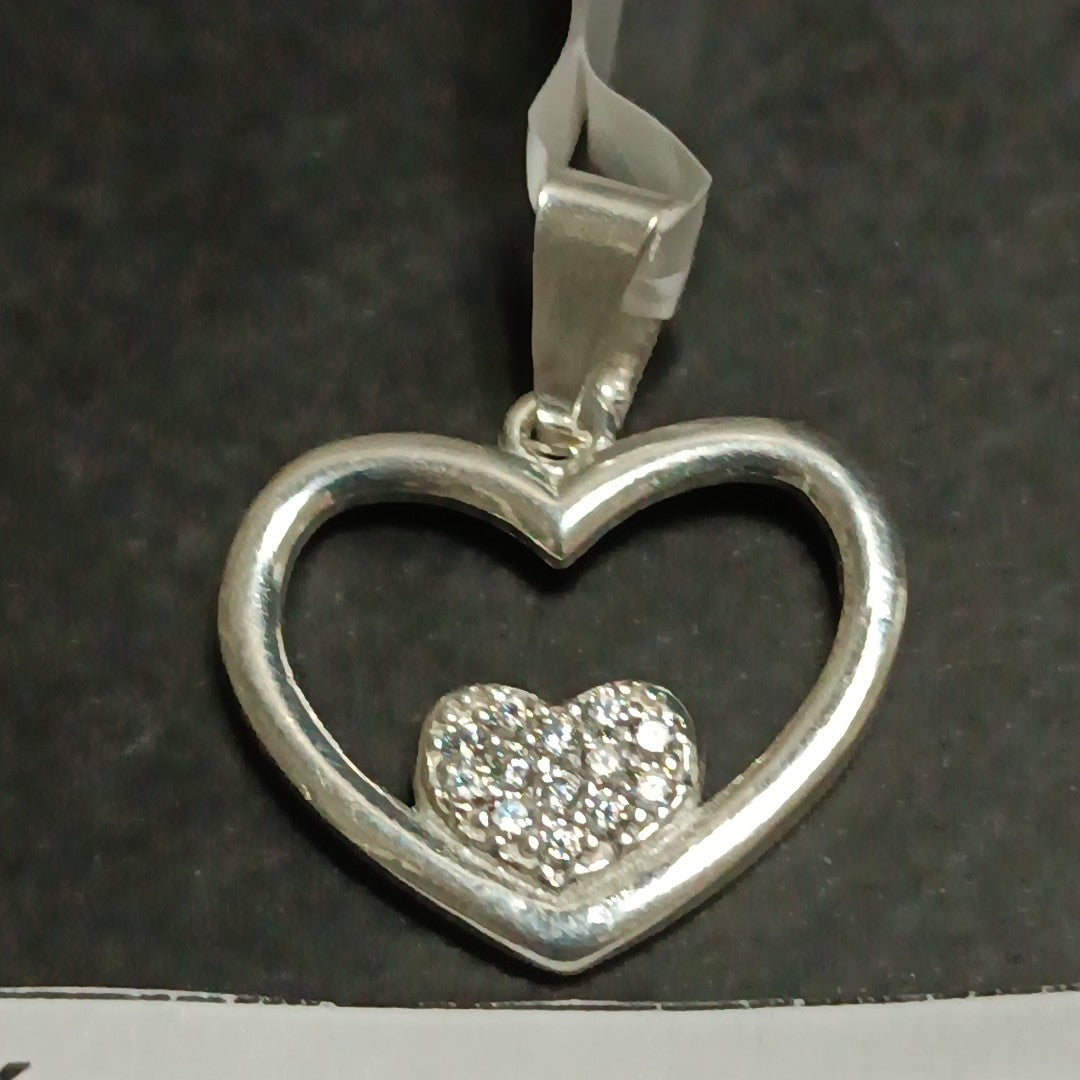 DIJE CORAZON C/CIRCONIAS PLATA .925 2.6 GR (NUEVO)