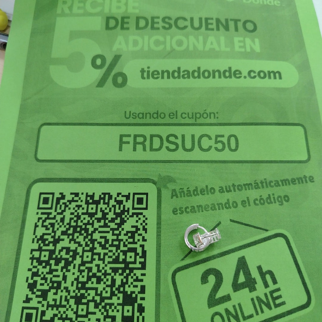 HUGGIES C/CIRCONIAS PLATA .925 2.8 GR (NUEVO)