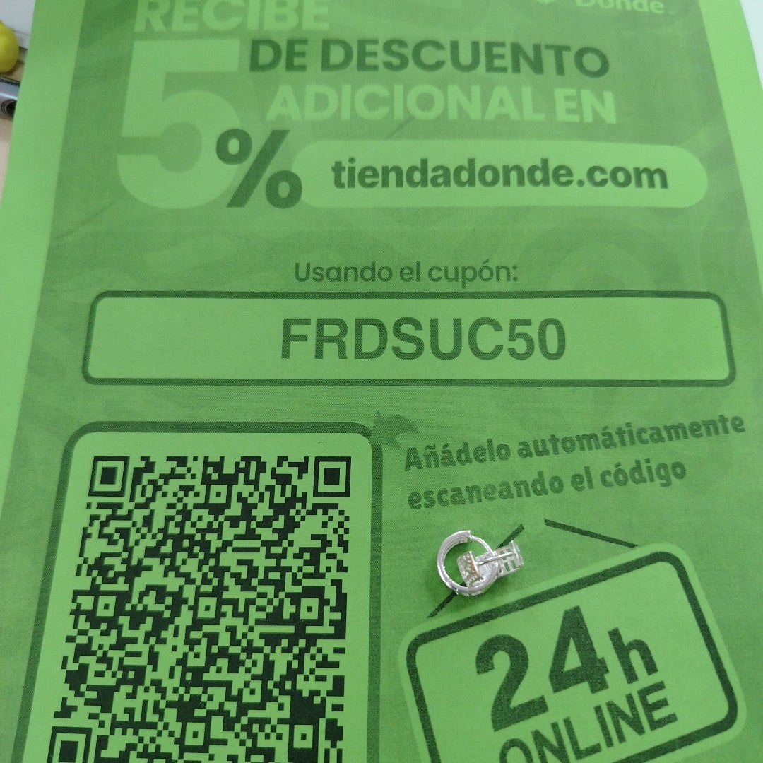 HUGGIES C/CIRCONIAS PLATA .925 2.8 GR (NUEVO)