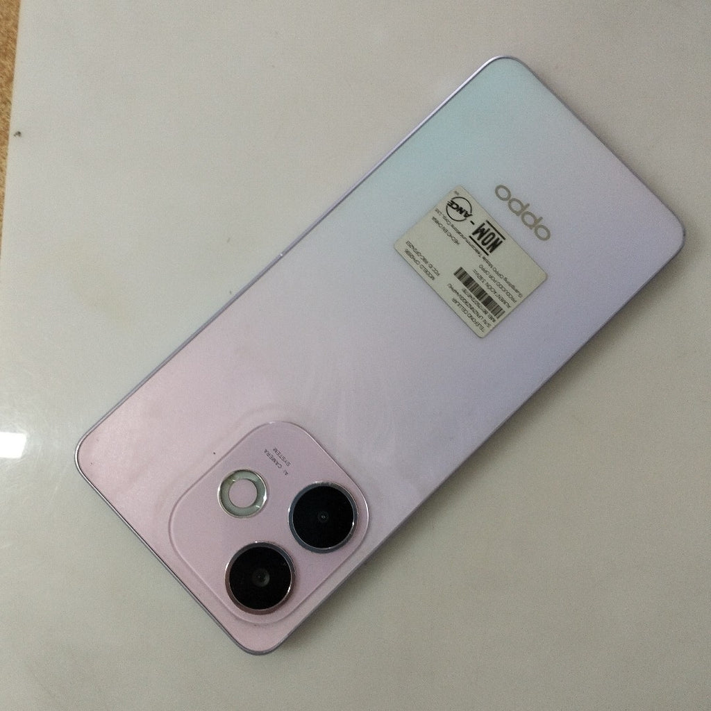 CELULAR OPPO A5 PRO 5G CPH2695 (2025) 256 GB 8 GB RAM (SEMINUEVO)