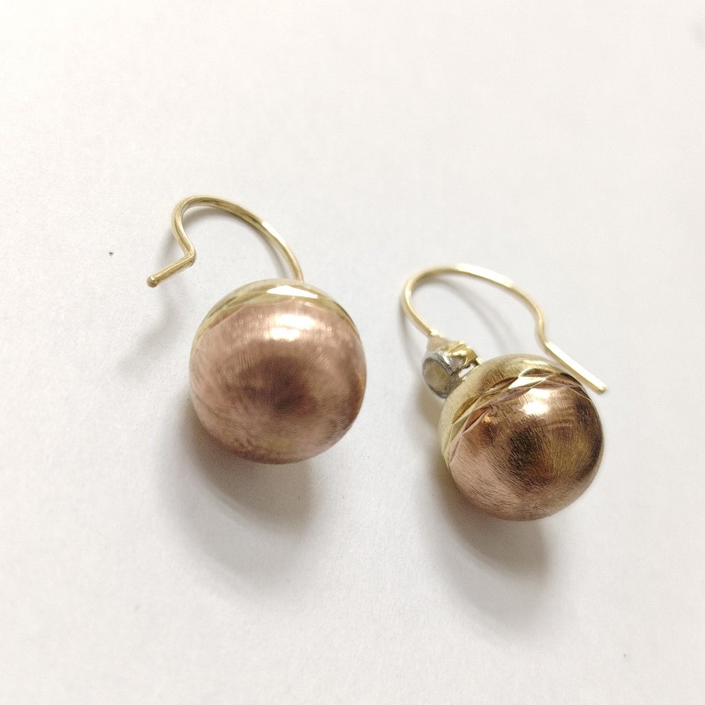 ARETES PAR ORO 10 K 3.6 GRMS (SEMINUEVO)
