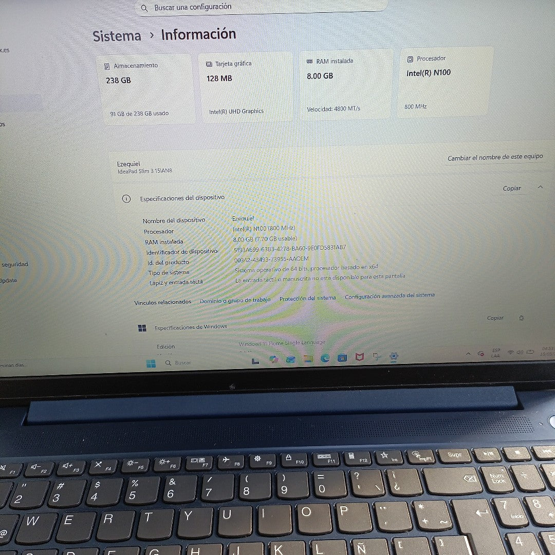 LAPTOP LENOVO IDEAPAD SLIM 3 15IAN8 (2024) 256 GB SSD 8 GB RAM (SEMINUEVO)