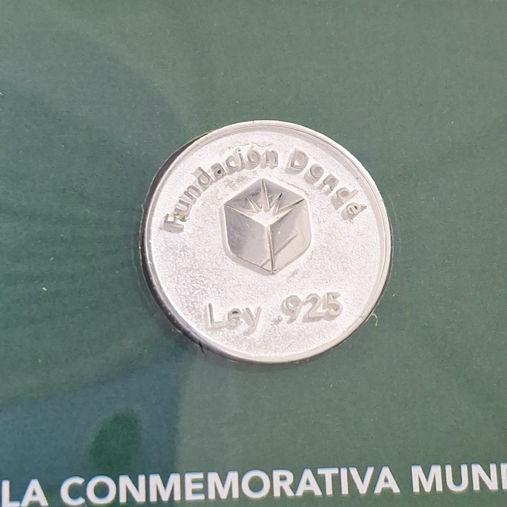 MEDALLA CONMEMORATIVA FRD FÚTBOL MOTIVO COLIBRI PLATA .925 8 GR (NUEVO)