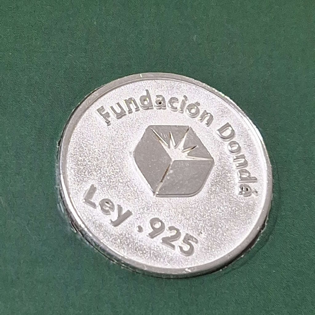 MEDALLA CONMEMORATIVA FRD FÚTBOL MOTIVO ÁGUILA PLATA .925 8.9 GR (NUEVO)