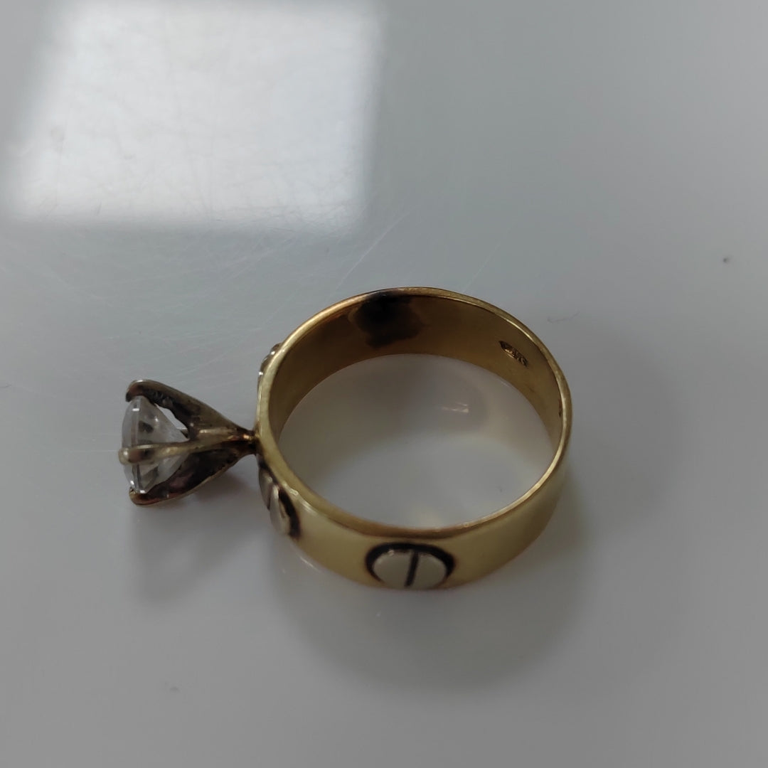 SOLITARIO ORO 14 K 4.8 GRMS (SEMINUEVO)