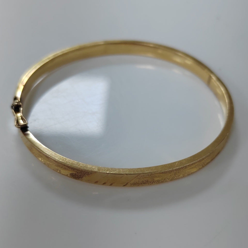 PULSERA RIGIDA ORO 14 K 5.9 GRMS (SEMINUEVO)