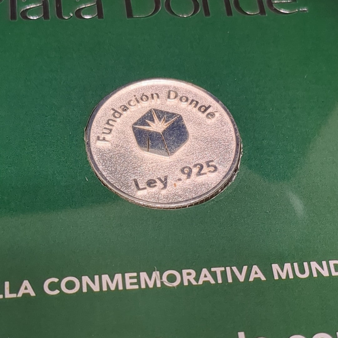 MEDALLA CONMEMORATIVA FRD FÚTBOL MOTIVO QUETZALCÓATL PLATA .925 11.9 GR (NUEVO)