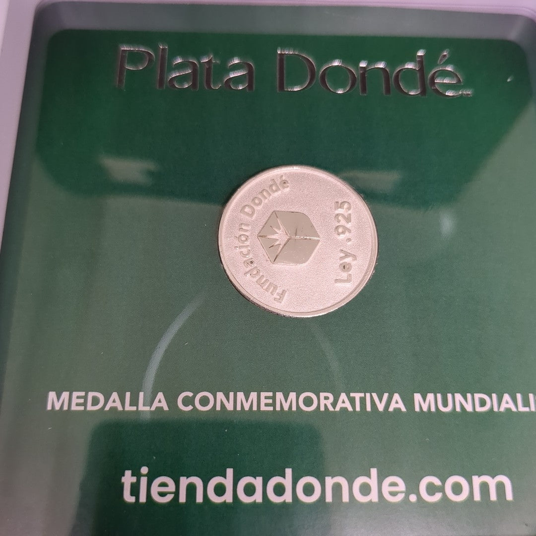 MEDALLA CONMEMORATIVA FRD FÚTBOL MOTIVO COLIBRI PLATA .925 8 GR (NUEVO)