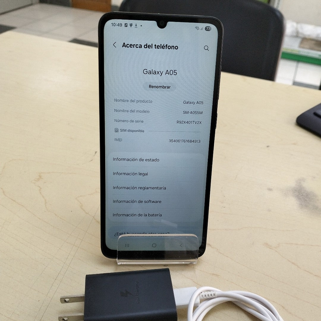 CELULAR SAMSUNG GALAXY A05 SM-A055M (2023) 64 GB 4 GB RAM (SEMINUEVO)