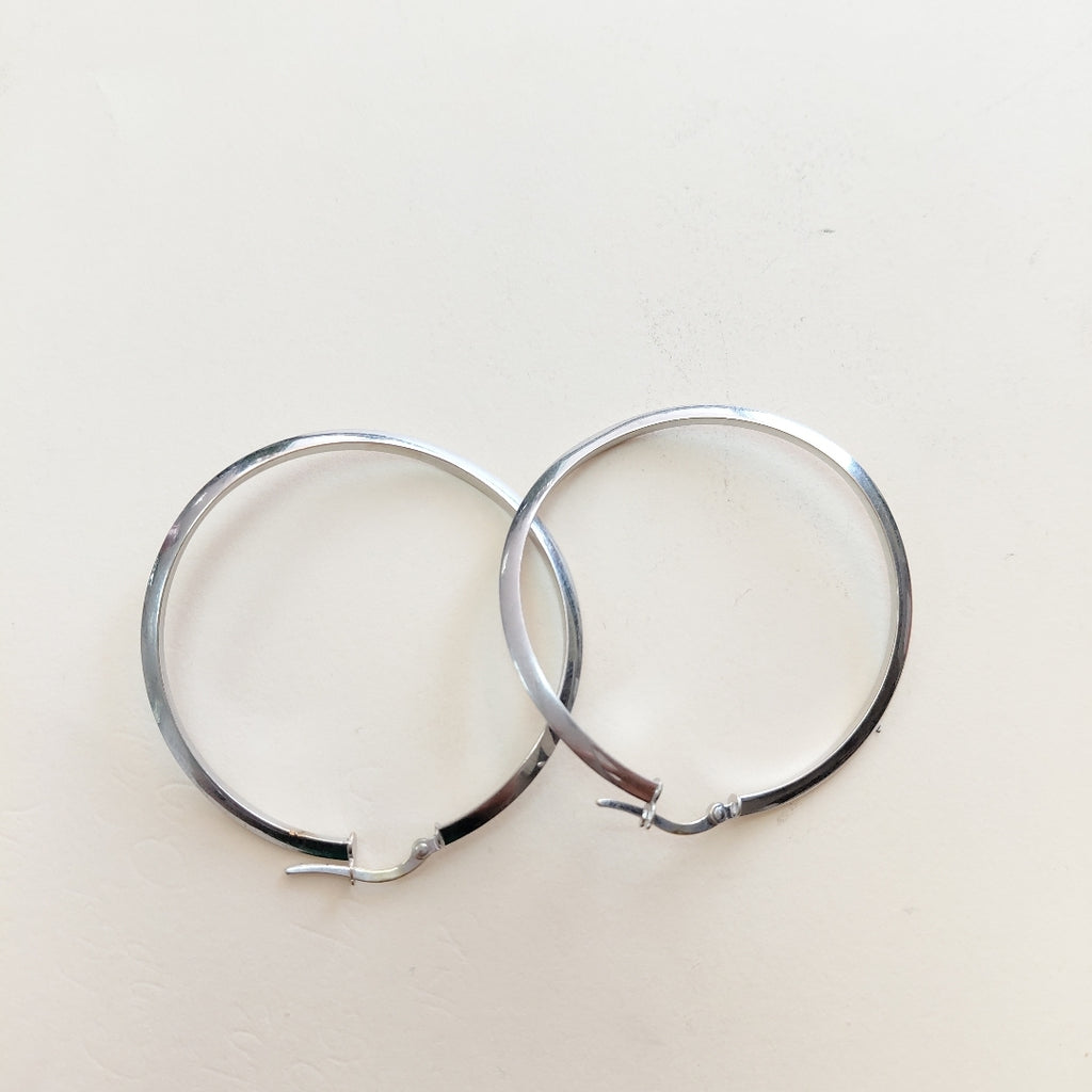 ARRACADAS PAR ORO BLANCO 14 K 4,80 GRMS (SEMINUEVO)