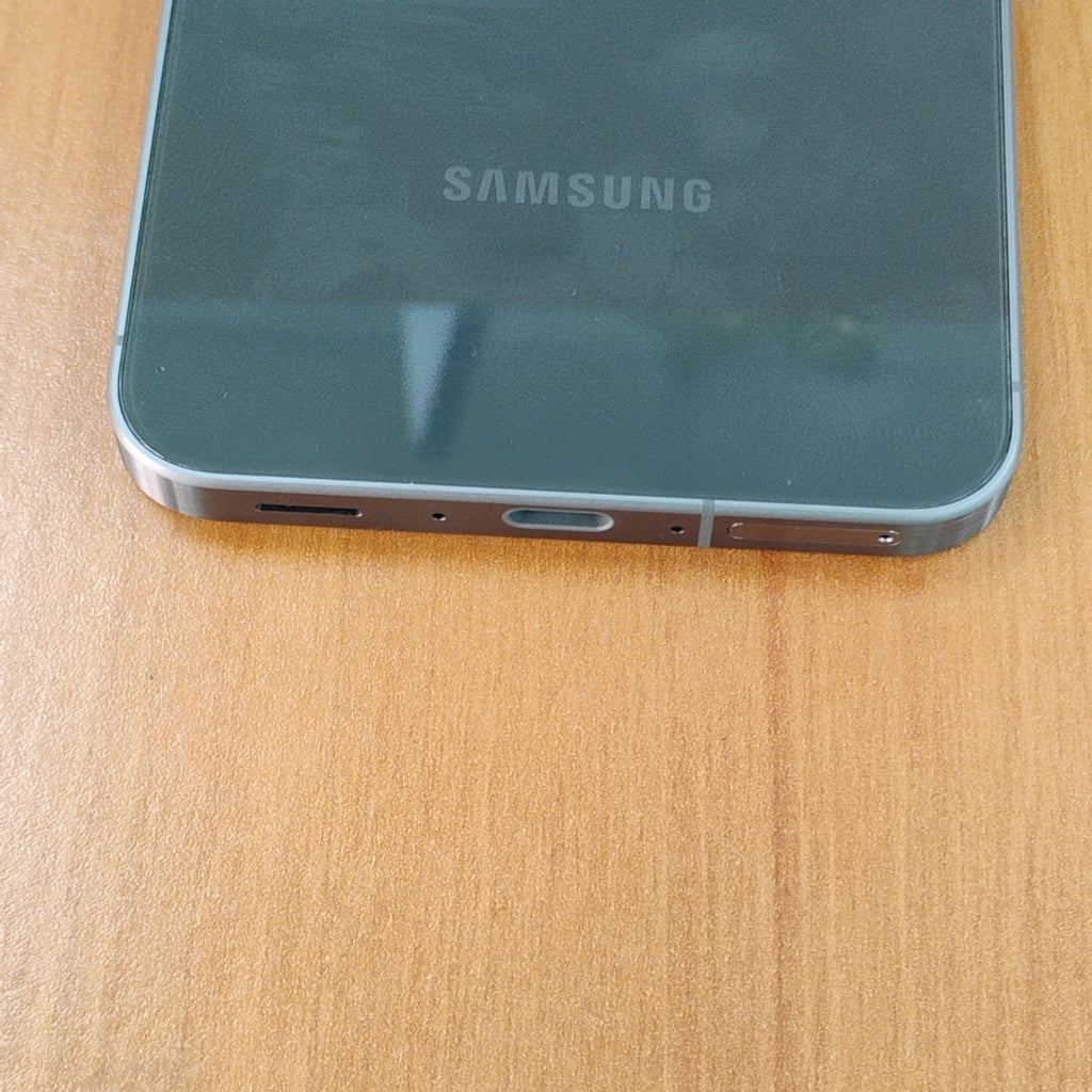 CELULAR SAMSUNG GALAXY A56 SM-A566E (2025) 128 GB 8 GB RAM (SEMINUEVO)