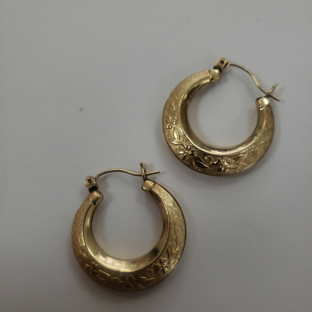 ARRACADAS PAR ORO 10 K 2.2 GRMS (SEMINUEVO)