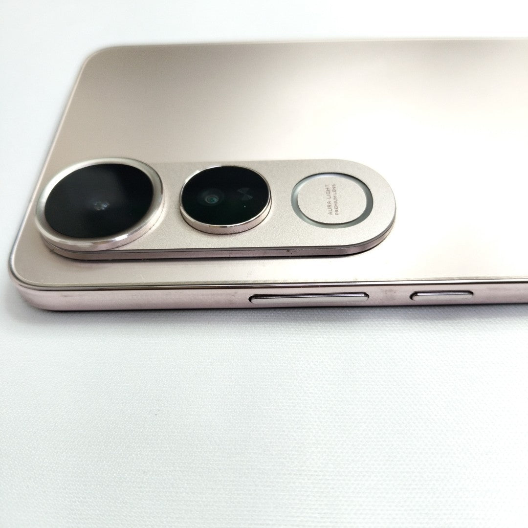 CELULAR VIVO V50 LITE 5G V2440 (2025) 256 GB 12 GB RAM (SEMINUEVO)