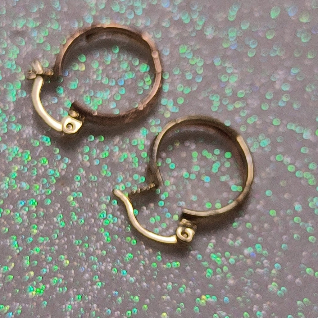 ARRACADAS PAR ORO 10 K 1,40 GRMS (SEMINUEVO)