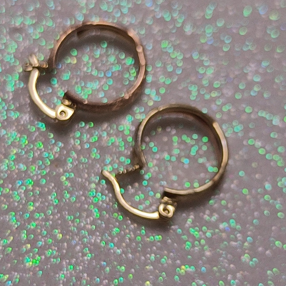 ARRACADAS PAR ORO 10 K 1,40 GRMS (SEMINUEVO)