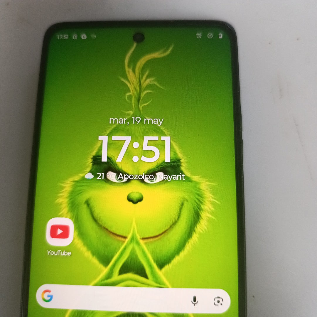 CELULAR MOTOROLA MOTO G75 5G XT2437-4 (2024) 256 GB 8 GB RAM (SEMINUEVO)