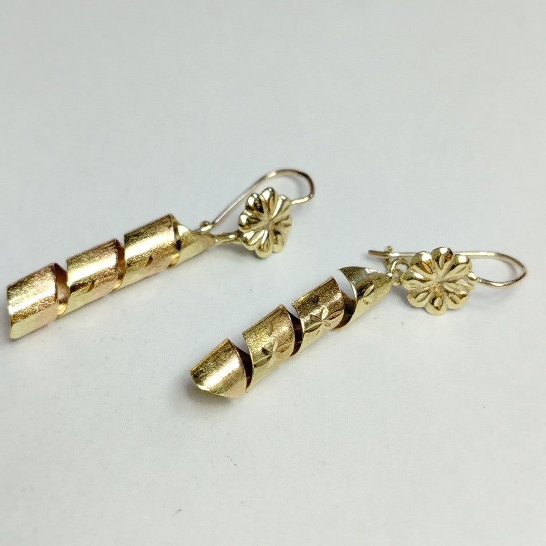ARETES PAR ORO, ORO COMBINADO 10 K 1.3 GRMS (SEMINUEVO)