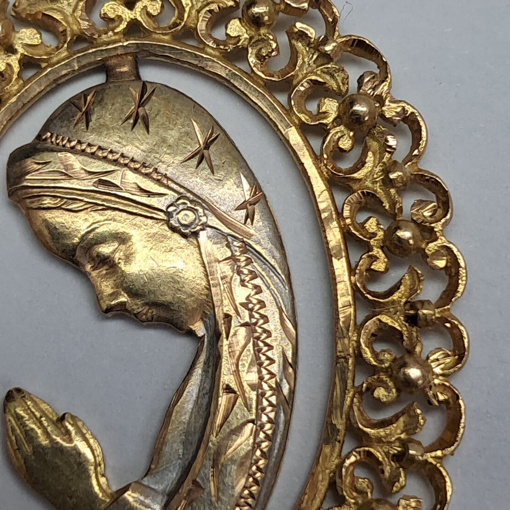 DIJE ORO 18 K 10,30 GRMS (SEMINUEVO)