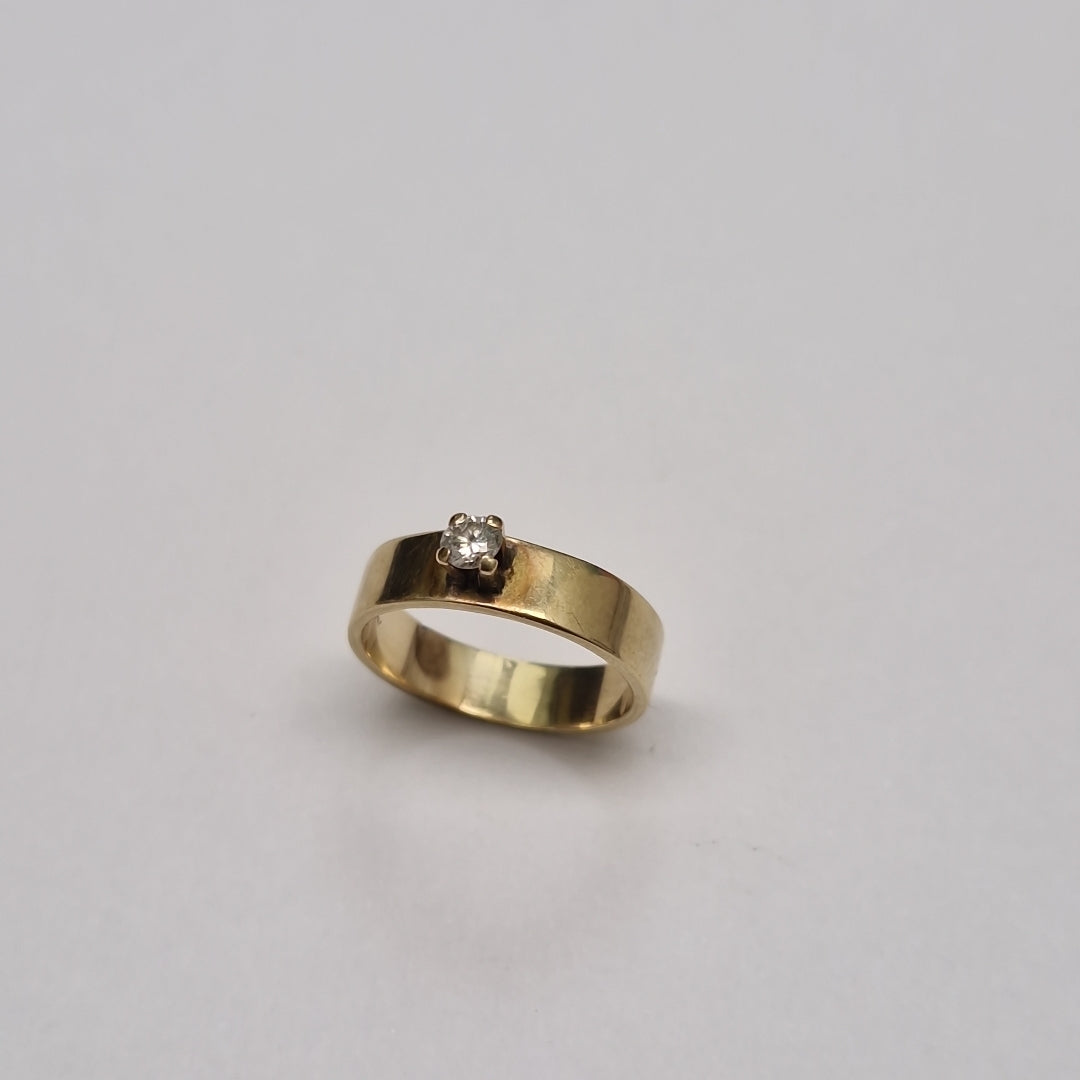 SOLITARIO ORO 14 K 4.2 GRMS (SEMINUEVO)