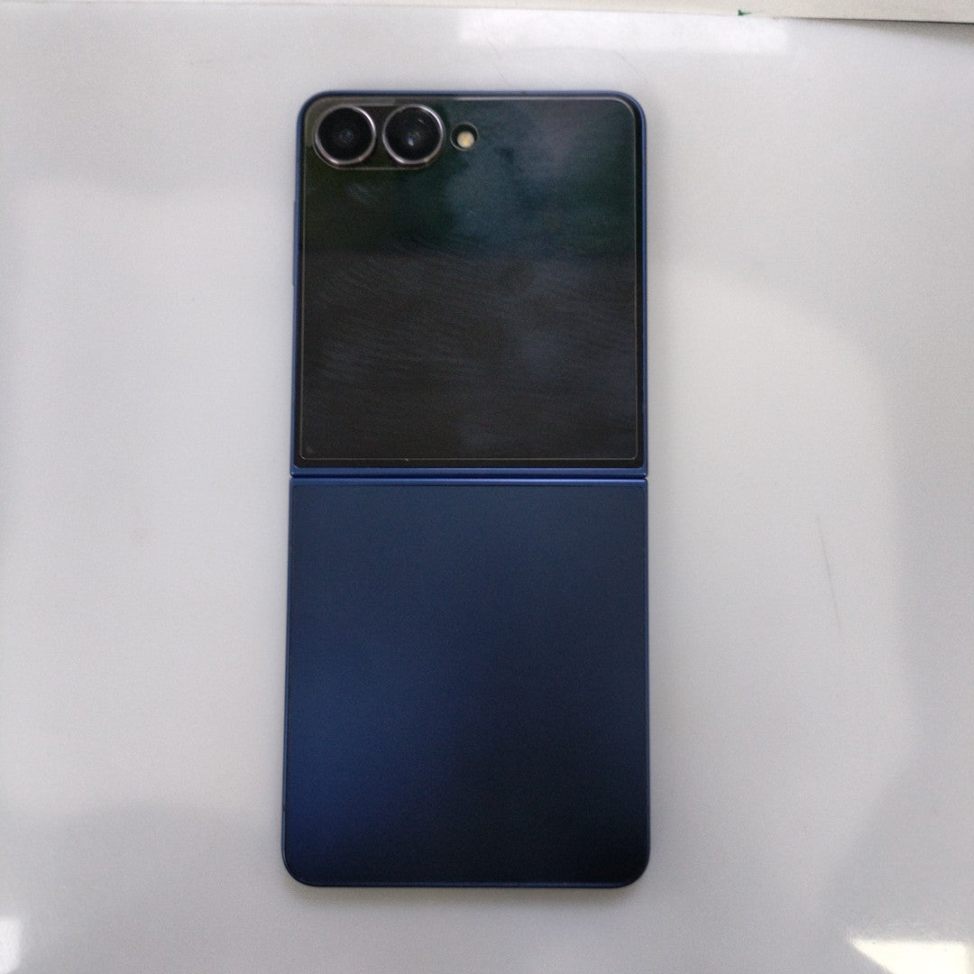 CELULAR SAMSUNG GALAXY Z FLIP 7 SM-F766B (2025) 512 GB 12 GB RAM (SEMINUEVO)