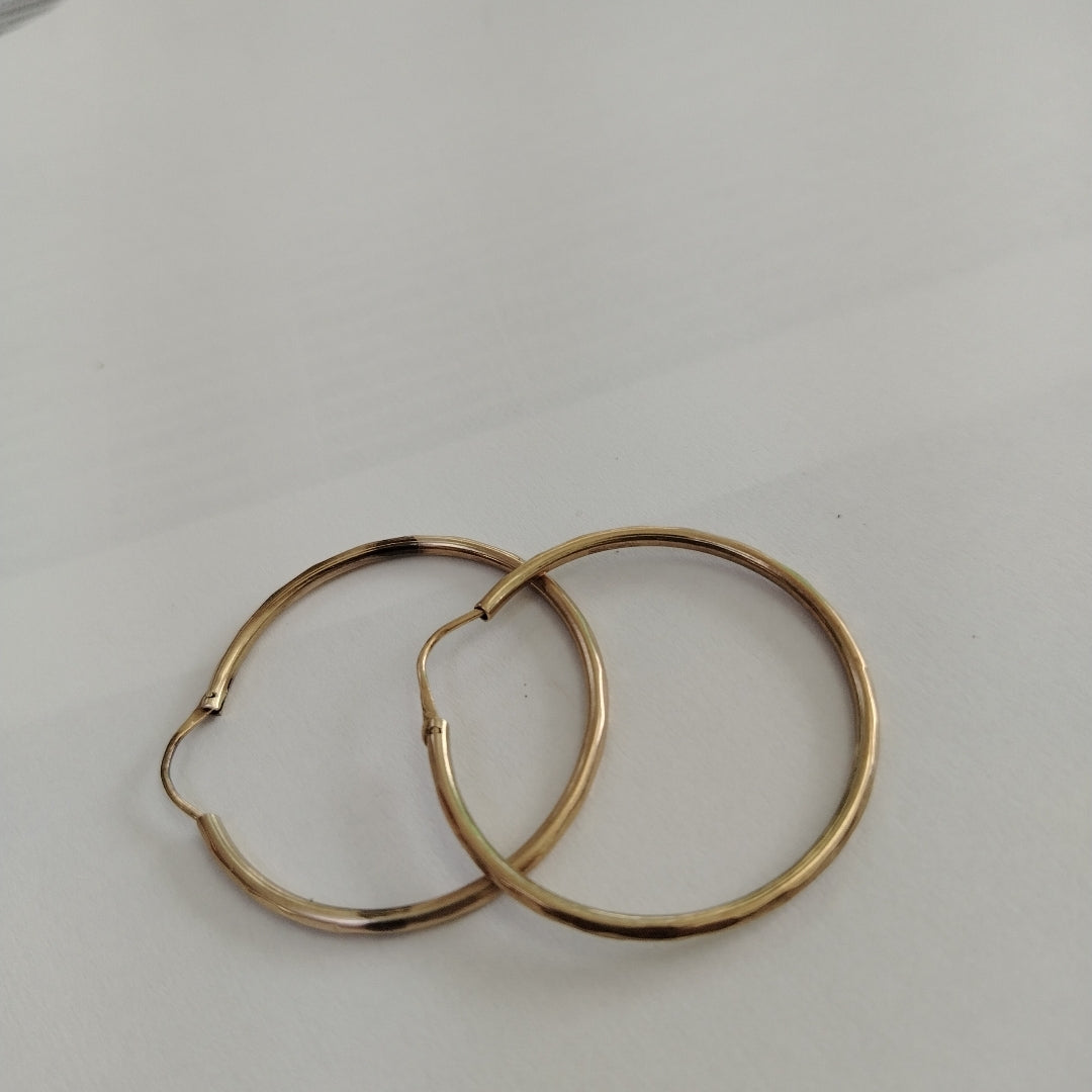 ARRACADAS PAR ORO 8 K 4.8 GRMS (SEMINUEVO)