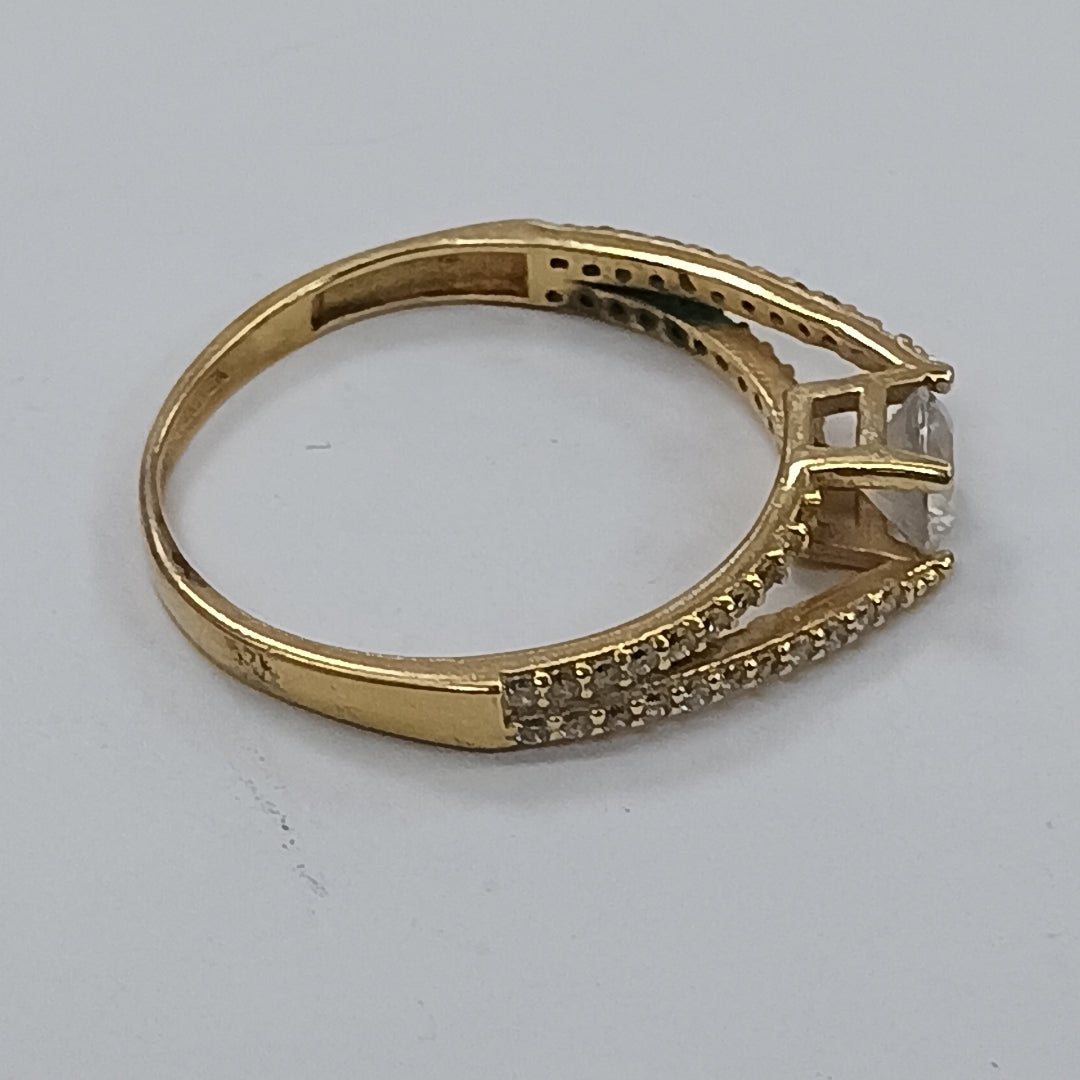 SOLITARIO ORO 14 K 1.8 GRMS (SEMINUEVO)