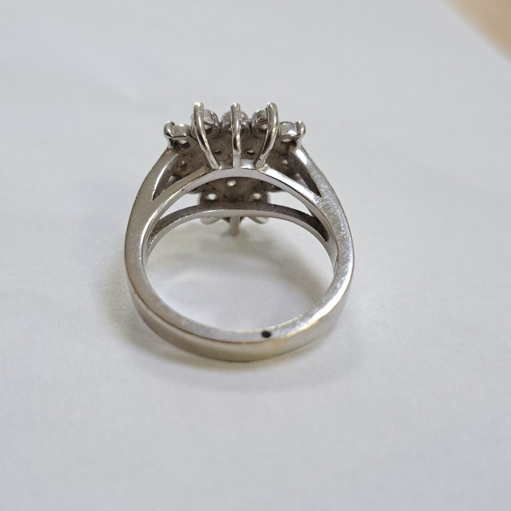 ANILLITO ORO BLANCO 14 K 6.6 GRMS (SEMINUEVO)