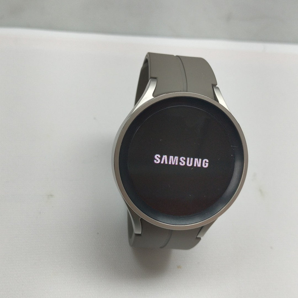 SMARTWATCH SAMSUNG GALAXY WATCH 5 PRO SM-R920 45 MM GPS (SEMINUEVO)