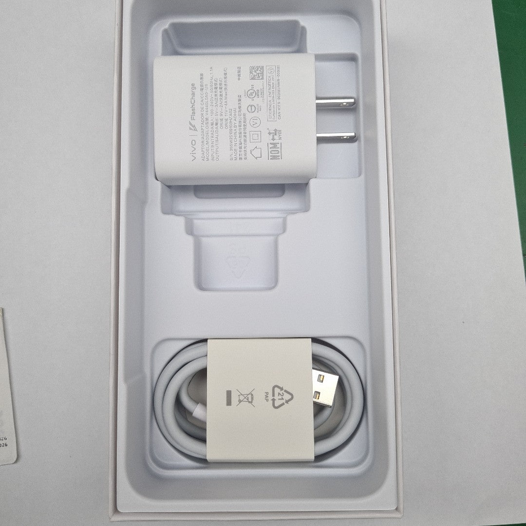 CELULAR VIVO Y28 V2352 256 GB 8 GB RAM (SEMINUEVO)