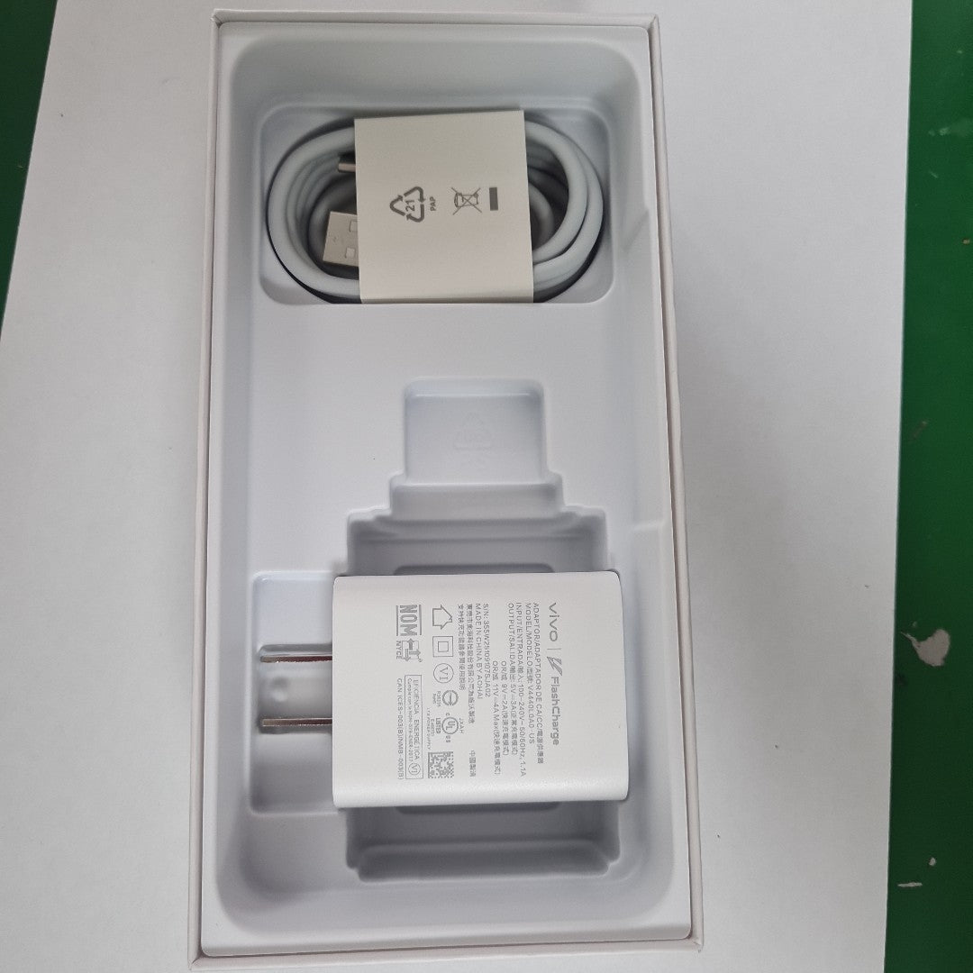 CELULAR VIVO Y28 V2352 256 GB 8 GB RAM (SEMINUEVO)