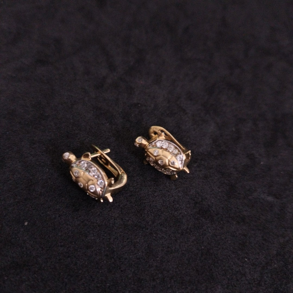 ARETES PAR ORO 10 K 4.2 GRMS (SEMINUEVO)
