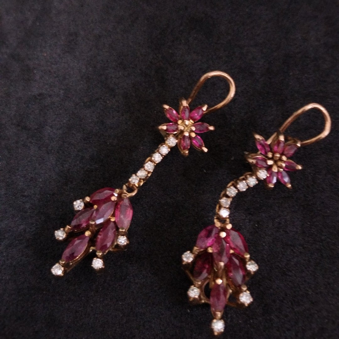 ARETES PAR ORO 10 K 9 GRMS (SEMINUEVO)