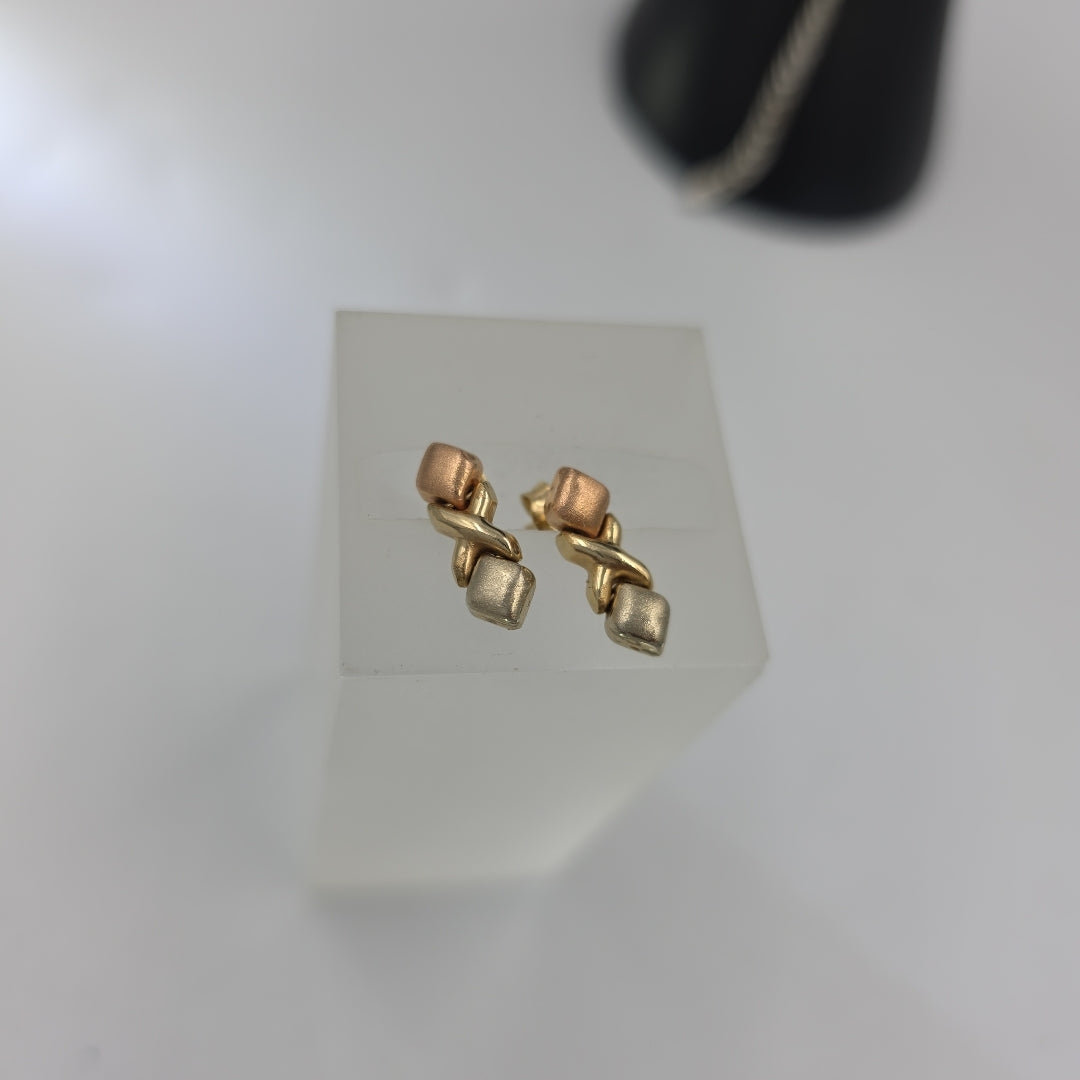 BROQUELES PAR ORO 14 K 1.6 GRMS (SEMINUEVO)