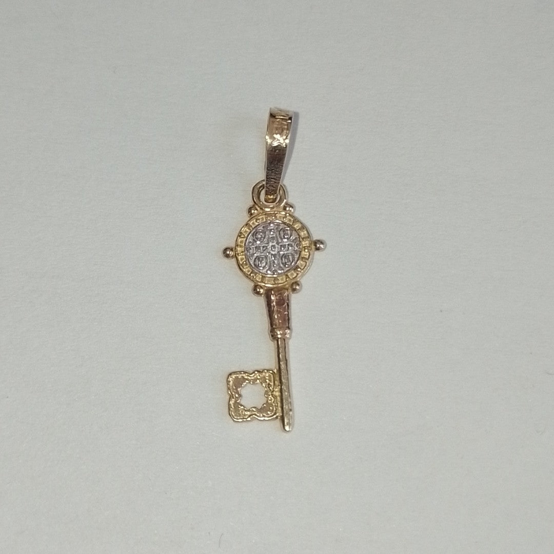 DIJE ORO 10 K 0.4 GRMS (SEMINUEVO)
