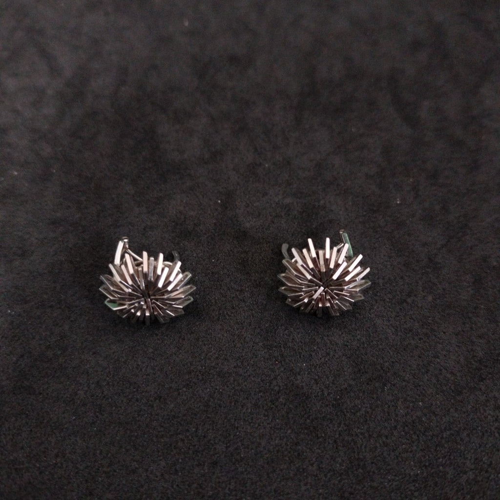ARETES PAR ORO BLANCO 18 K 8.5 GRMS (SEMINUEVO)