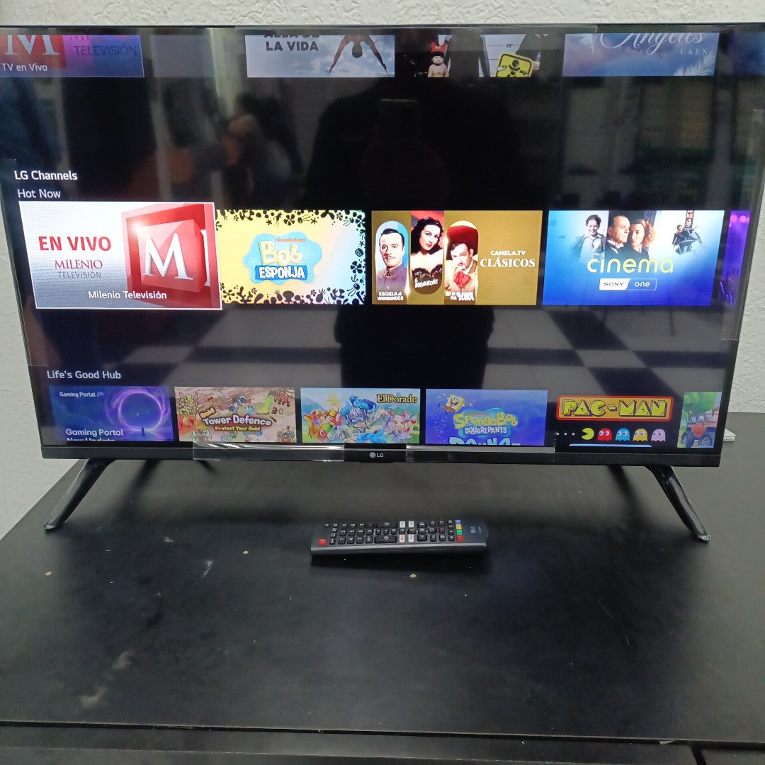 PANTALLA LG 32LR600BPSC (2025) 32" LED HD (SEMINUEVO)