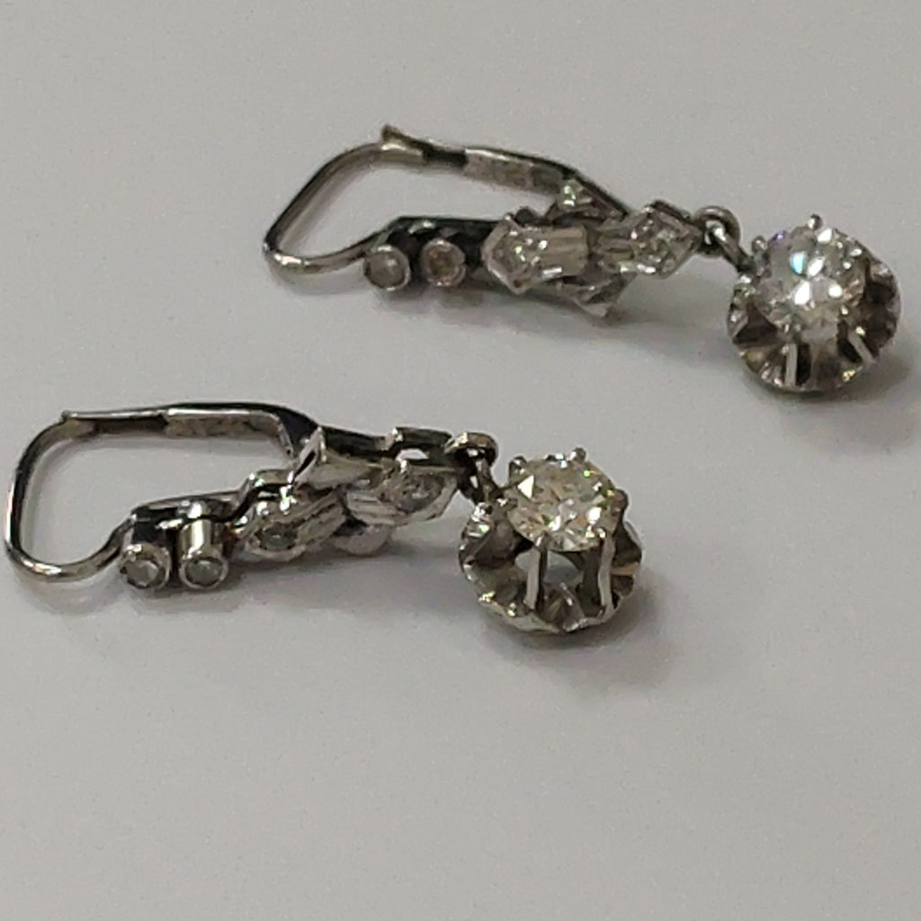 ARETES PAR ORO BLANCO 10 K 3.5 GRMS (SEMINUEVO)