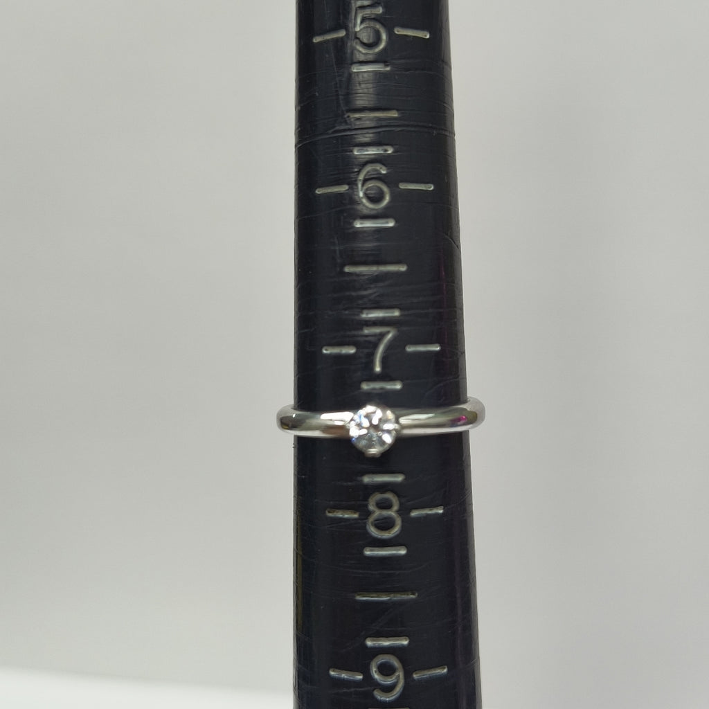 SOLITARIO ORO, ORO BLANCO 14 K 2.7 GRMS (SEMINUEVO)