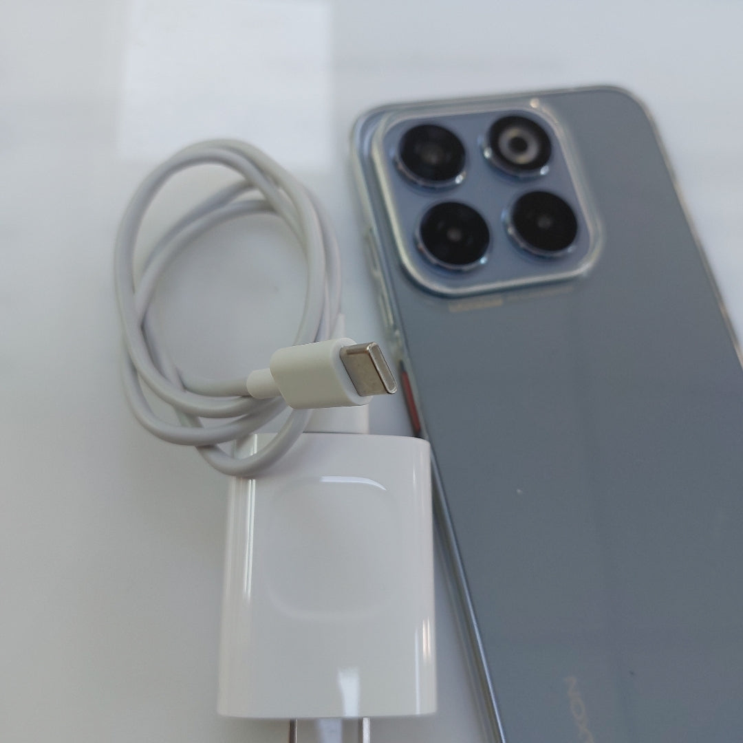 CELULAR ZTE AXON 70 Z2459 256 GB 6 GB RAM (SEMINUEVO)
