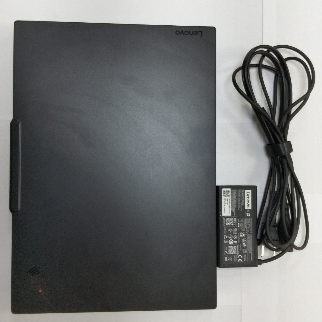LAPTOP LENOVO THINKPAD E14 GEN 7 (2025) 512 GB SSD 32 GB RAM (SEMINUEVO)