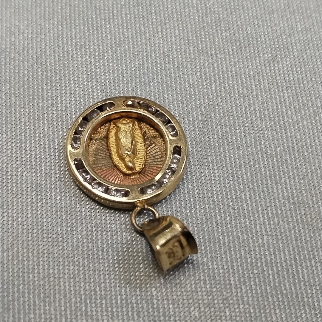 DIJE ORO 10 K 0.6 GRMS (SEMINUEVO)