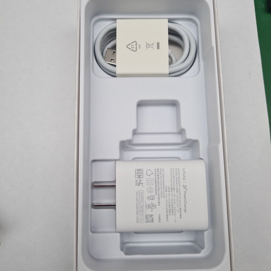 CELULAR VIVO Y28 V2352 256 GB 8 GB RAM (SEMINUEVO)