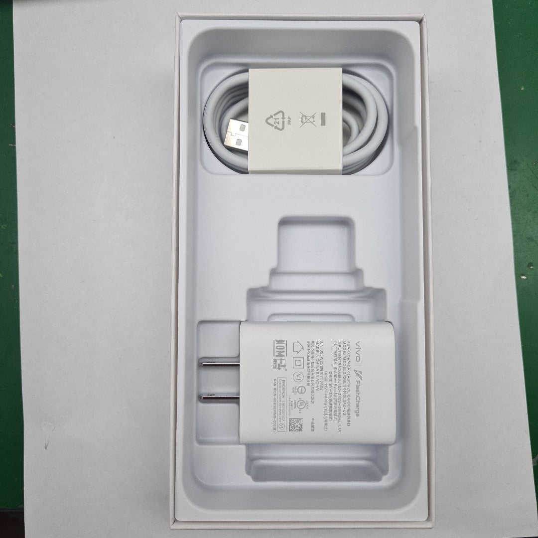 CELULAR VIVO Y28 V2352 256 GB 8 GB RAM (SEMINUEVO)