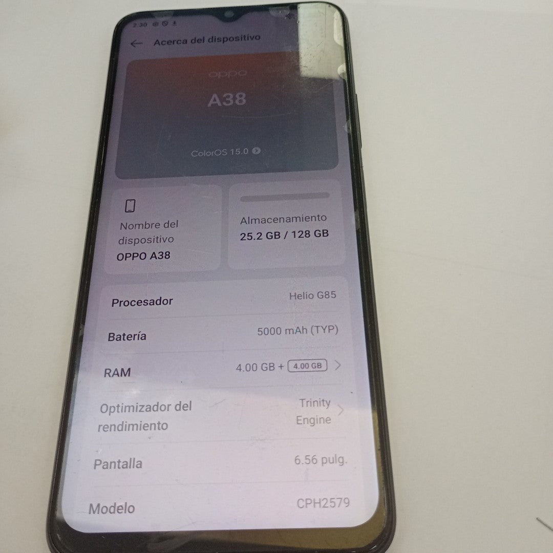 CELULAR OPPO A38 CPH2579 (2023) 128 GB 4 GB RAM (SEMINUEVO)
