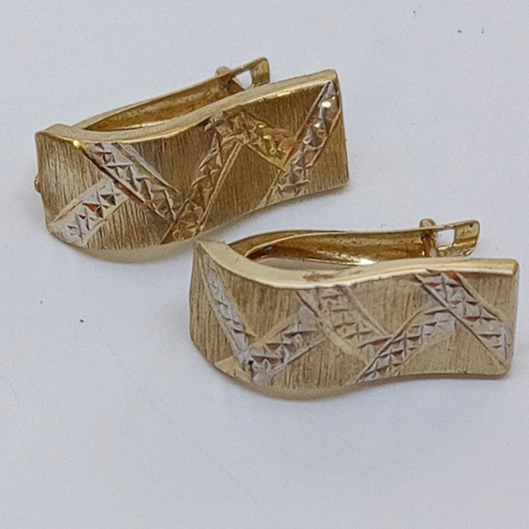 ARETES PAR ORO 10 K 1.7 GRMS (SEMINUEVO)
